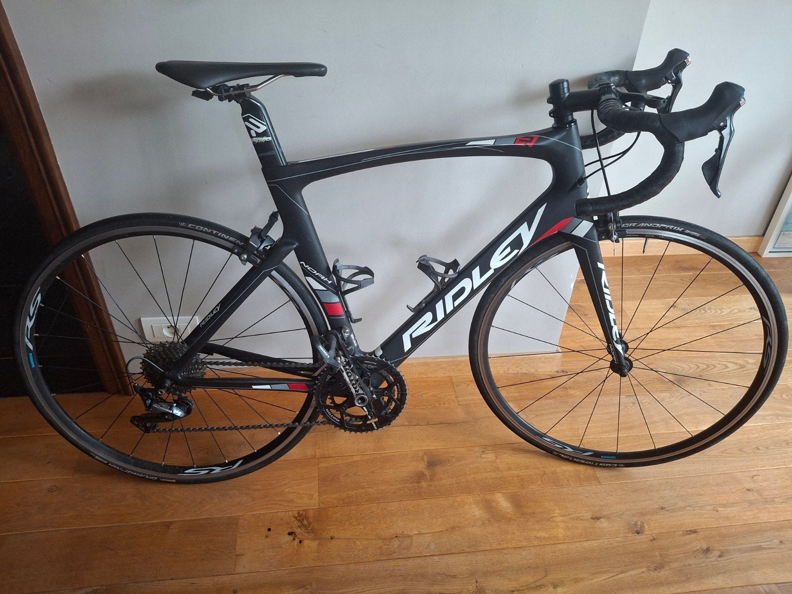 Ridley Noah Ultegra R8000 taille moyenne, avec freins sur ja, Enlèvement