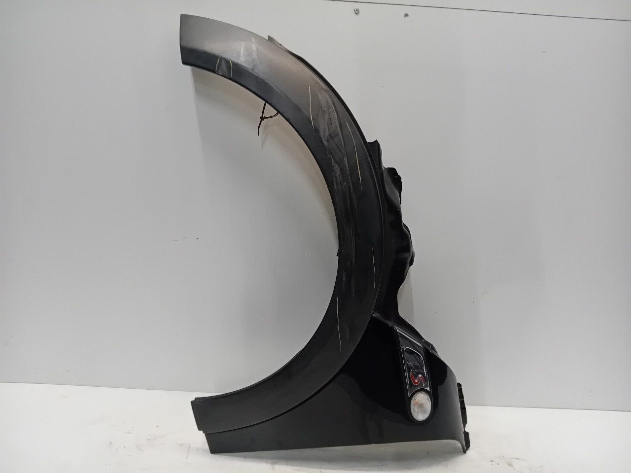Spatbord links voor Mini Mini, Onderdelen@venauto.nl, Van der Ven Autorecycling B.V., Ettenseweg 76, 4706 PB Roosendaal, The Netherlands