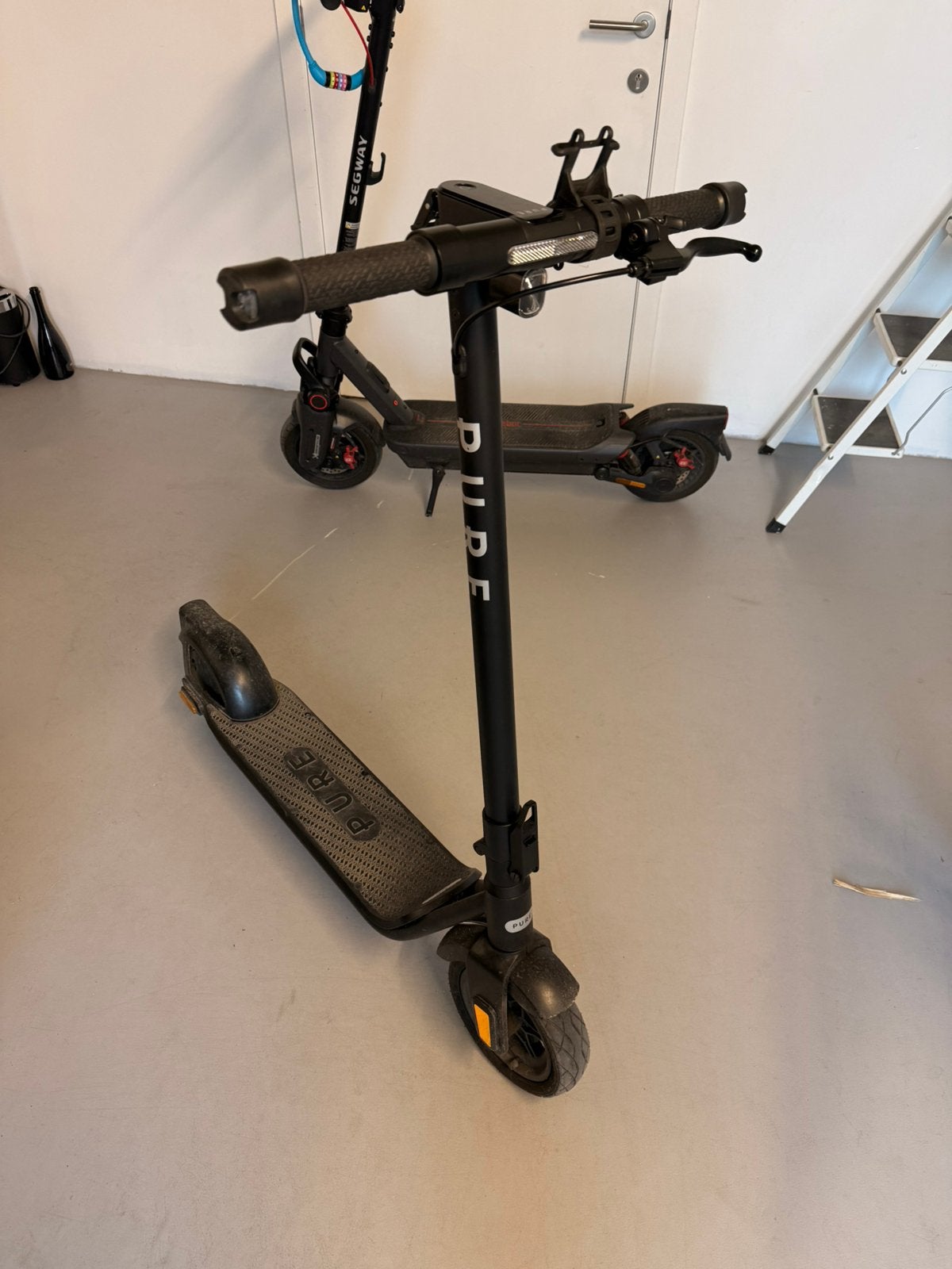 Pure Air 3 elektrische step – batterij vervangen nodig, Fietsen en Brommers, Steps, Zo goed als nieuw, Ophalen