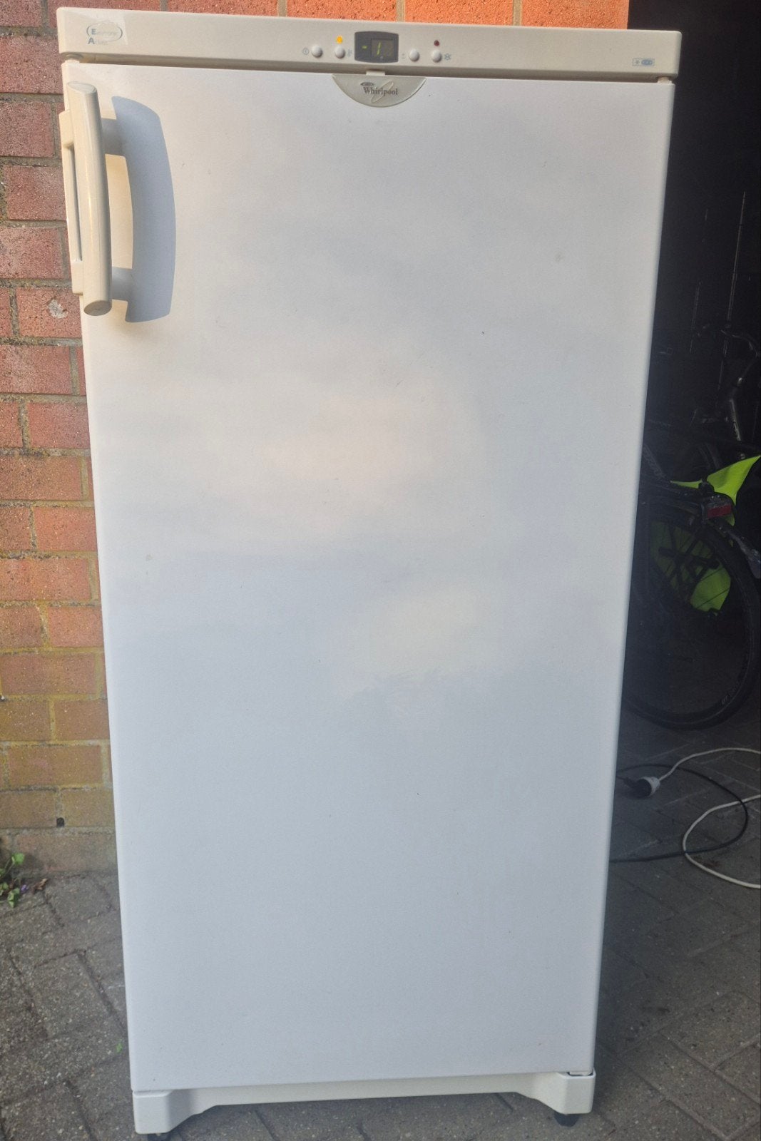 Diepvriezer Whirlpool AFG396, Elektronische apparatuur, Gebruikt, 140 tot 160 cm, Ophalen, Vrieskast