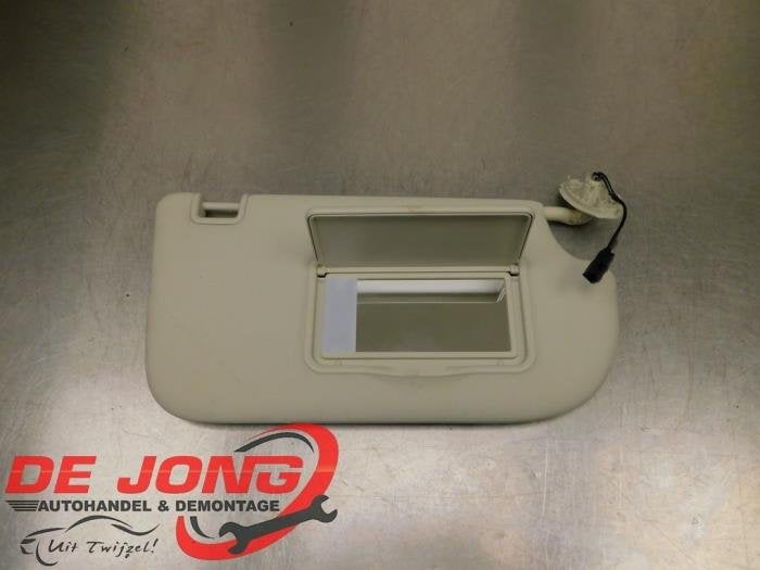 Pare-soleil d'un Ford Kuga, -, 3 mois de garantie, -, -
