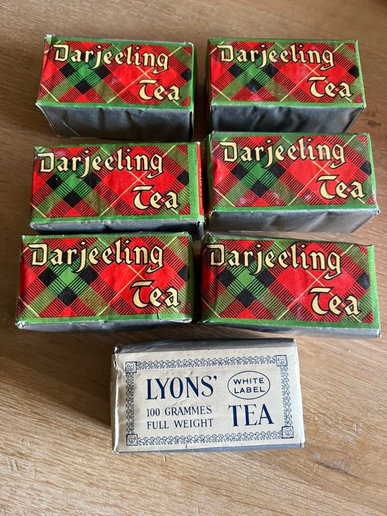 7 sachets de thé vintage Lyon's & Darjeeling, Enlèvement