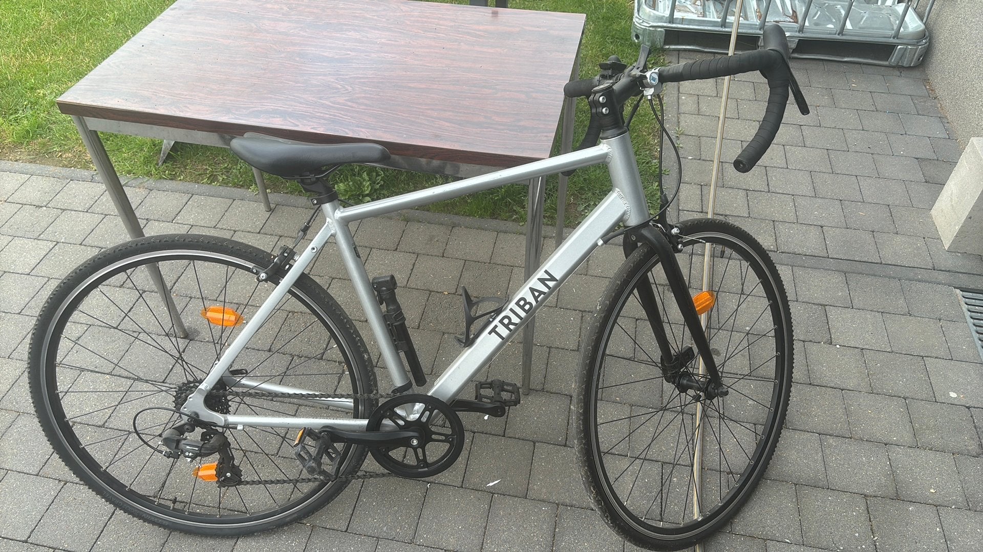 Koersfiets Triban, Fietsen en Brommers, Ophalen, Zo goed als nieuw