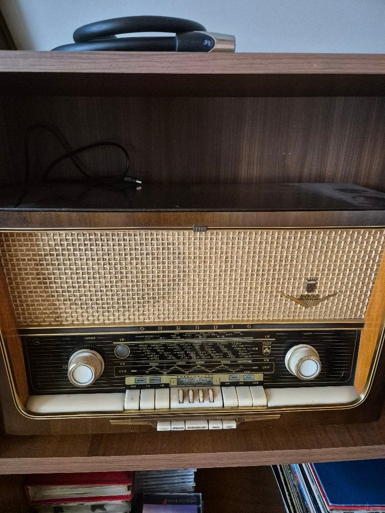 Vintage radio Grundig 2088, Enlèvement, Utilisé, Radio