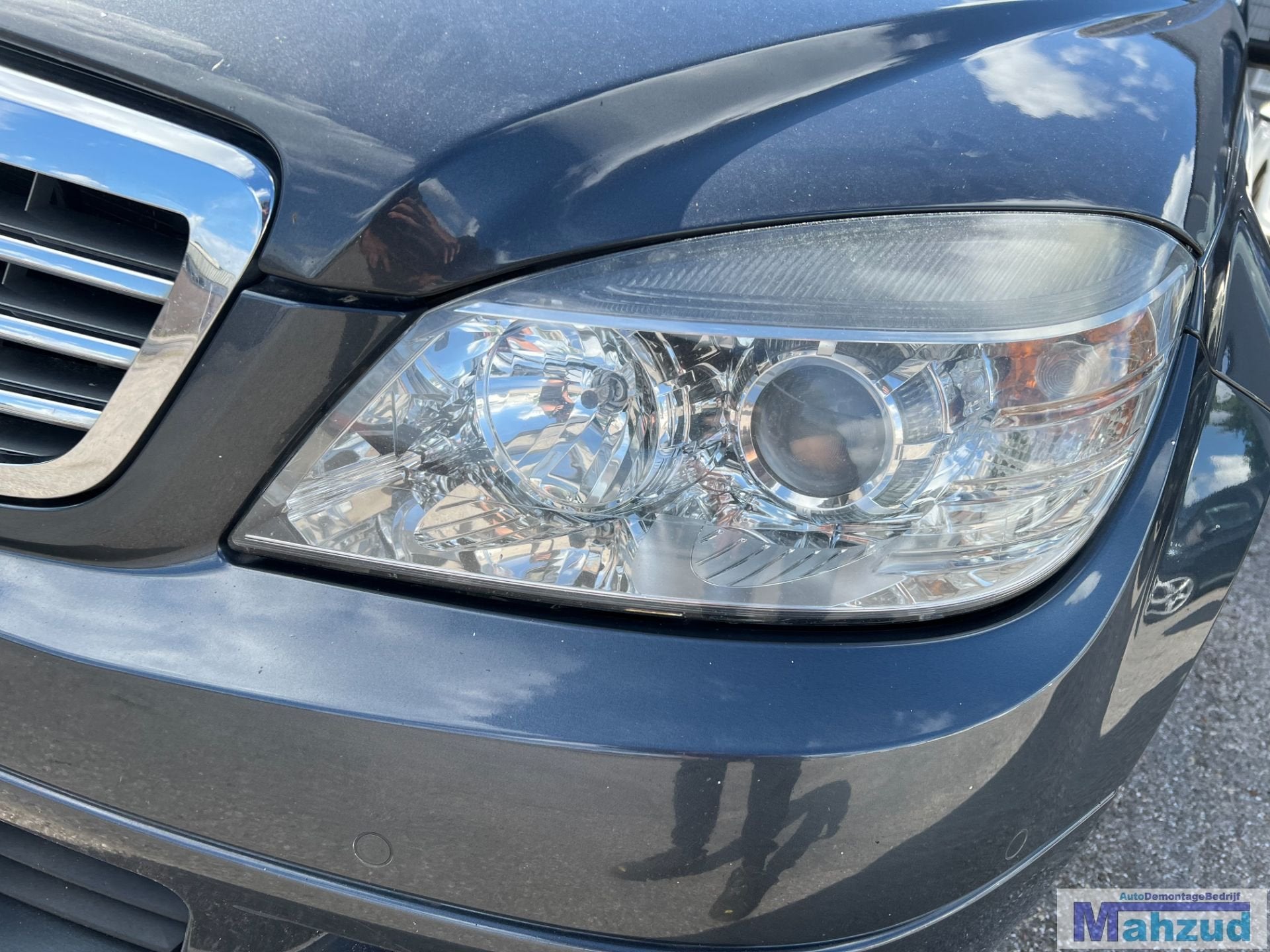 Phare gauche MERCEDES CLASSE C W204 S204 2007-2010, Autos : Pièces & Accessoires, Mercedes-Benz AG, Mercedes-Benz, Utilisé, Mercedesstrasse 120
70372  Stuttgart, DE