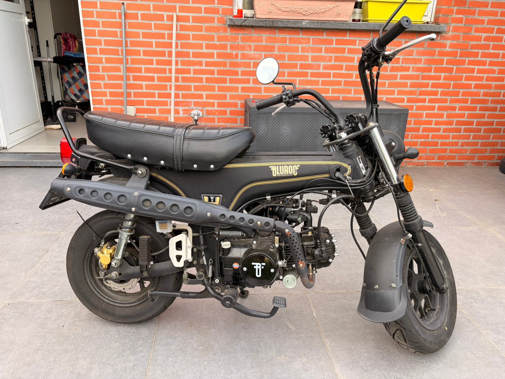 Blurroc 125CC, Fietsen en Brommers, Brommers | Derbi, Ophalen, Zo goed als nieuw