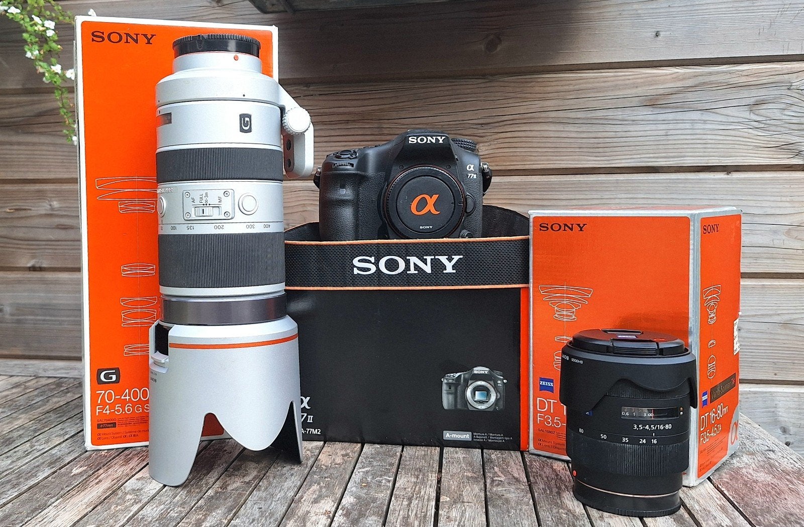 Complete Sony Alpha 77ii set met twee Sony toplenzen, Enlèvement, Utilisé