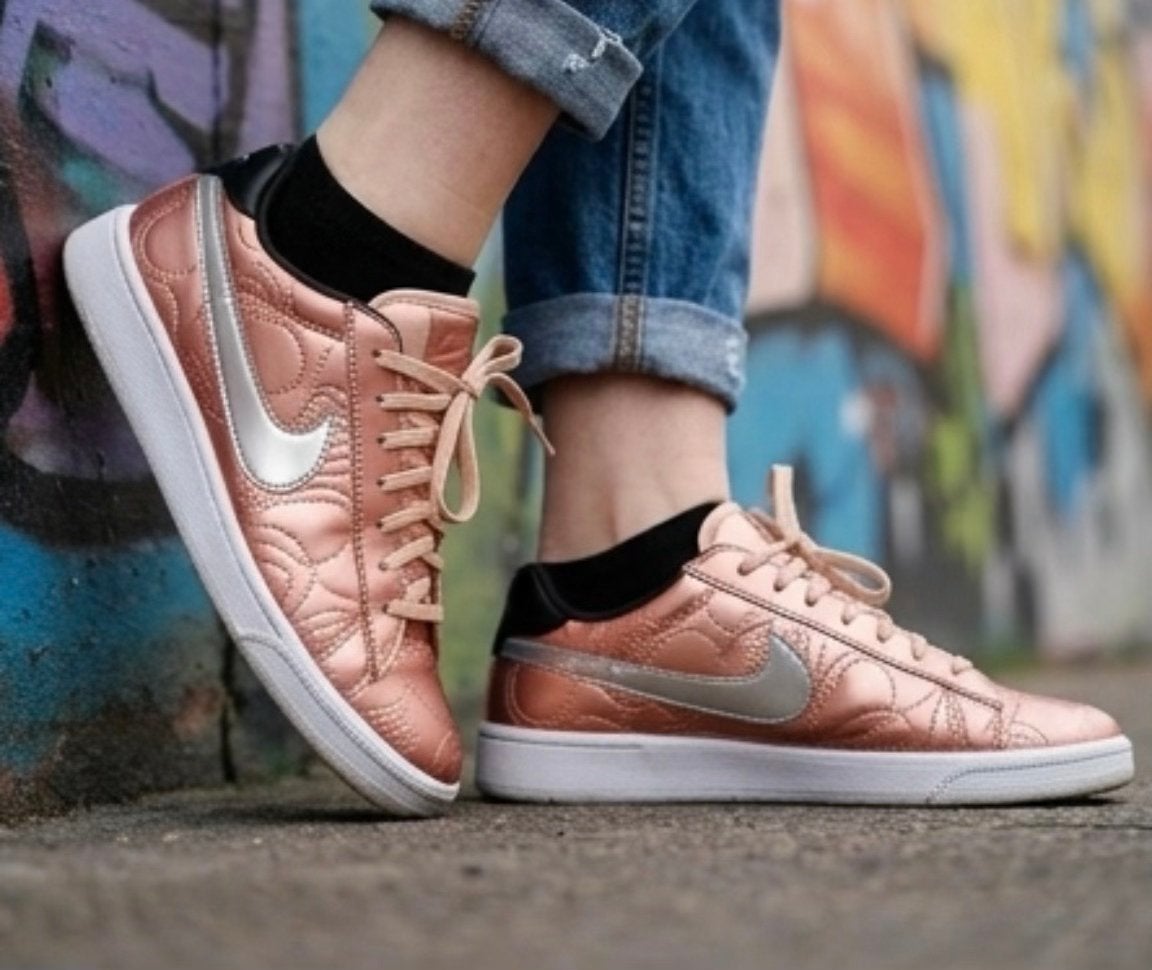 NIke Tennis Classic Metallic rose gold  Pt 40, Rose, Sneakers et Baskets, Comme neuf, Enlèvement