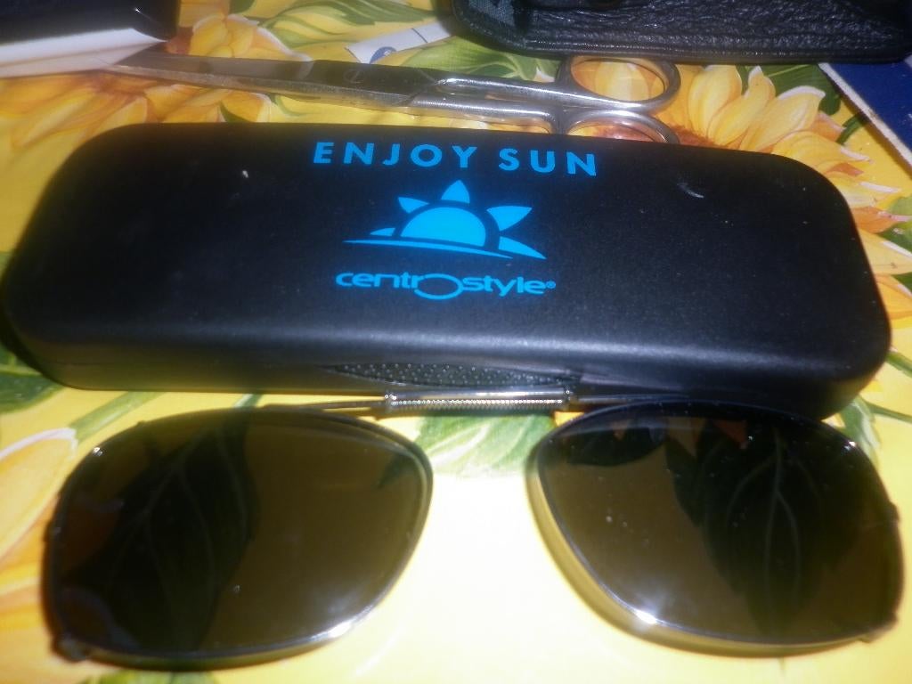 APPLIQUE SOLAIRE LUNETTES, Autres marques, Enlèvement ou Envoi, Autres couleurs, Utilisé