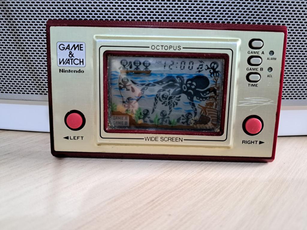Octopus Nintendo Game&Watch heeft geen batterijklepje, Games en Spelcomputers, Games | Nintendo Game Boy, Ophalen of Verzenden