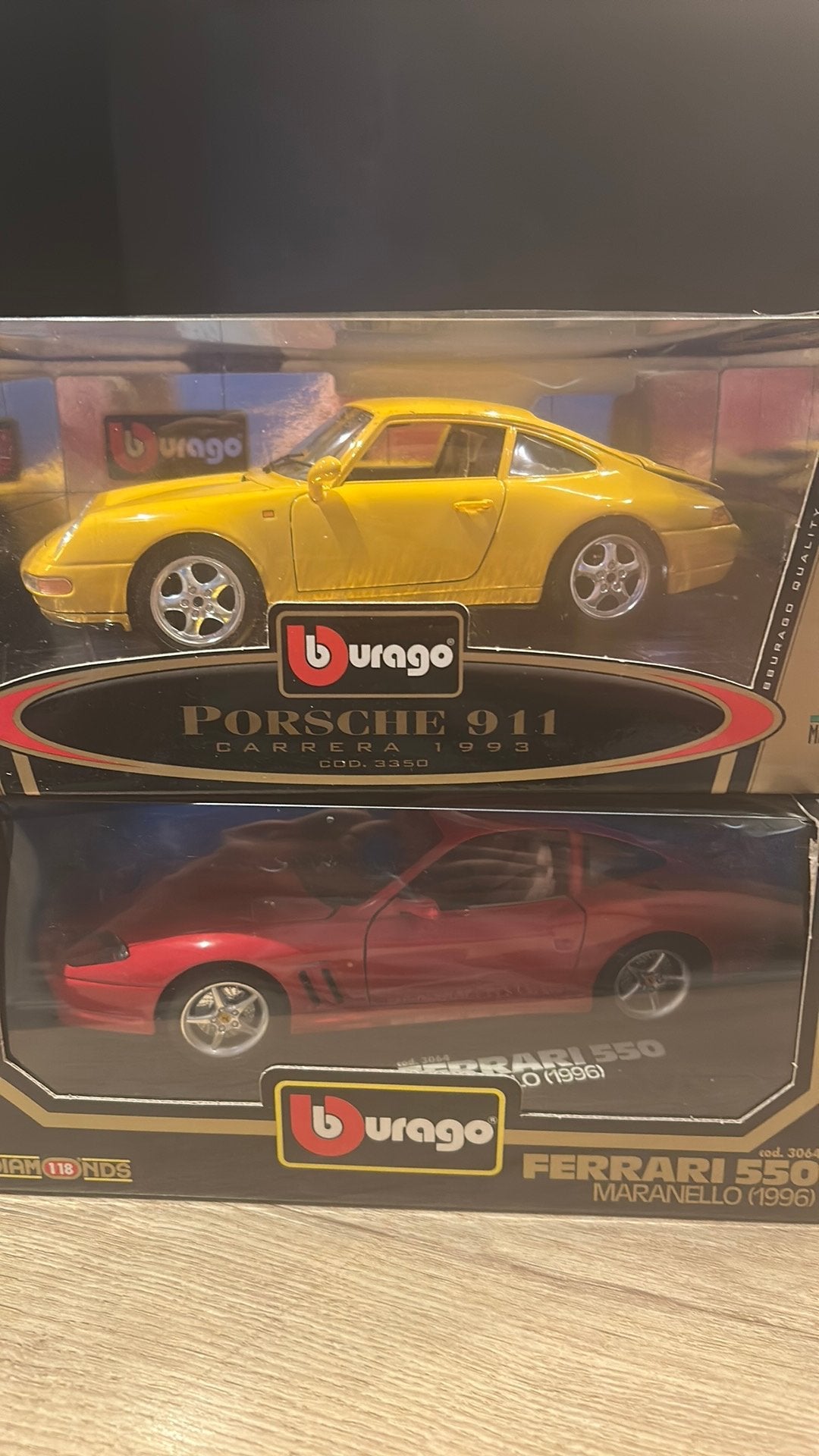 Burago, Hobby en Vrije tijd, Modelauto's | 1:18, Ophalen, Zo goed als nieuw, Auto, Burago
