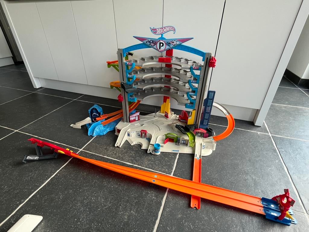 Hotwheels ultimate garage, Ophalen, Zo goed als nieuw
