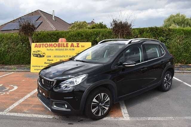 Peugeot 2008 1.2i Allure Airco/Leder/CarPlay***12M, Autos, Peugeot, 80 ch, Achat, Entreprise, Noir