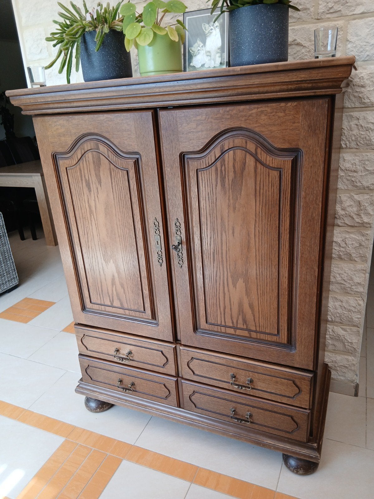 Kast, Ophalen