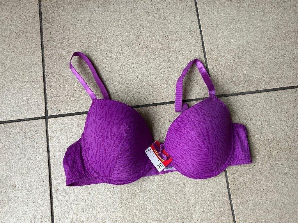 Nieuwe Paarse BH - Maat 80A, Kleding | Dames, Ondergoed en Lingerie, Ophalen of Verzenden, BH