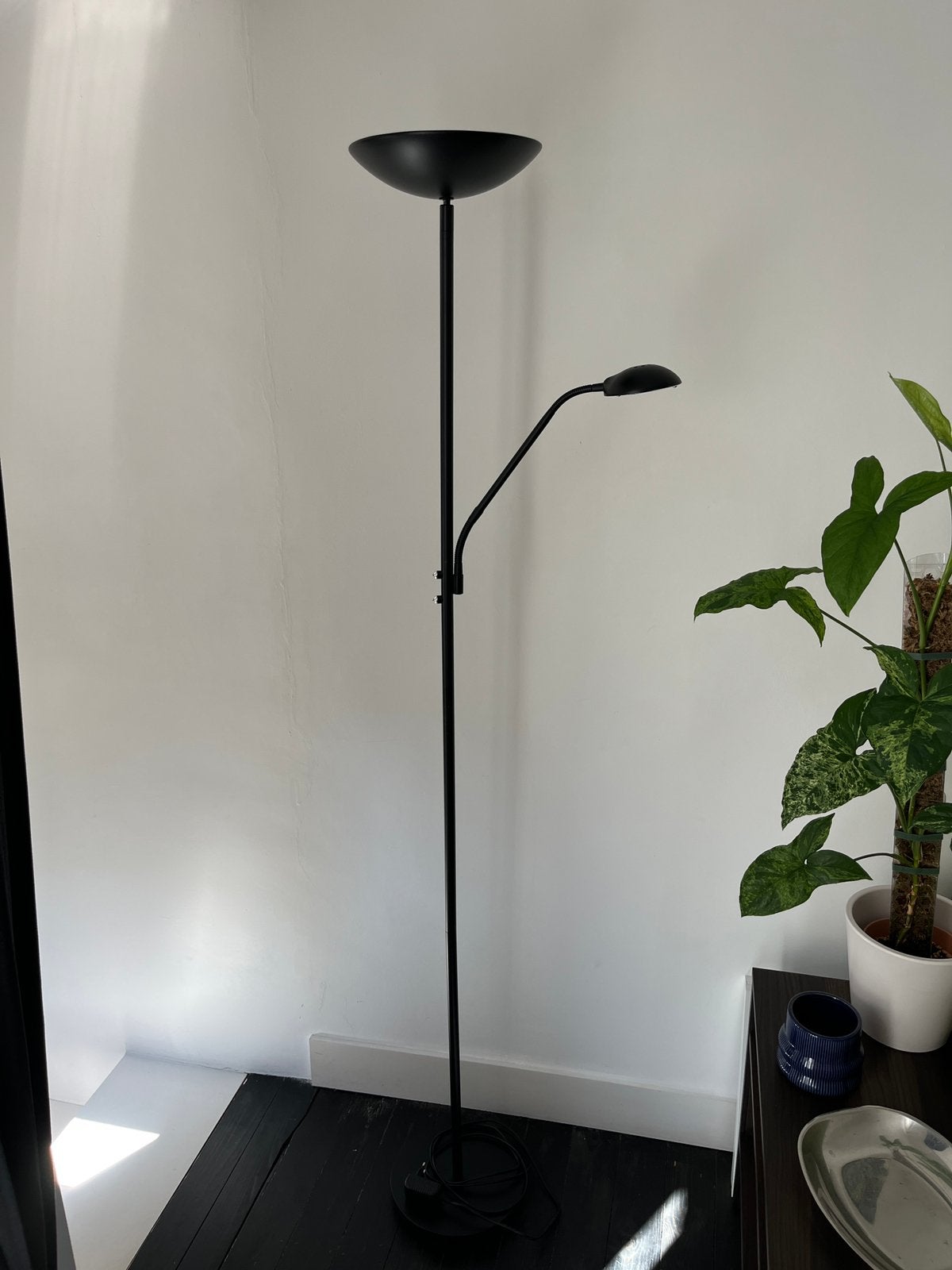 Zenith LED uplighter met LED leeslamp, Huis en Inrichting, Lampen | Vloerlampen, Ophalen, Zo goed als nieuw, 150 tot 200 cm