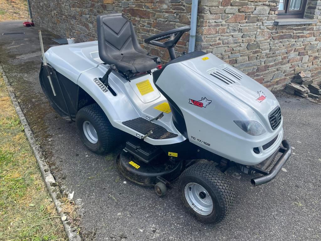 Tracteur tondeuse 102cm 17,5cv garantie 1 an, Ophalen of Verzenden, Zo goed als nieuw