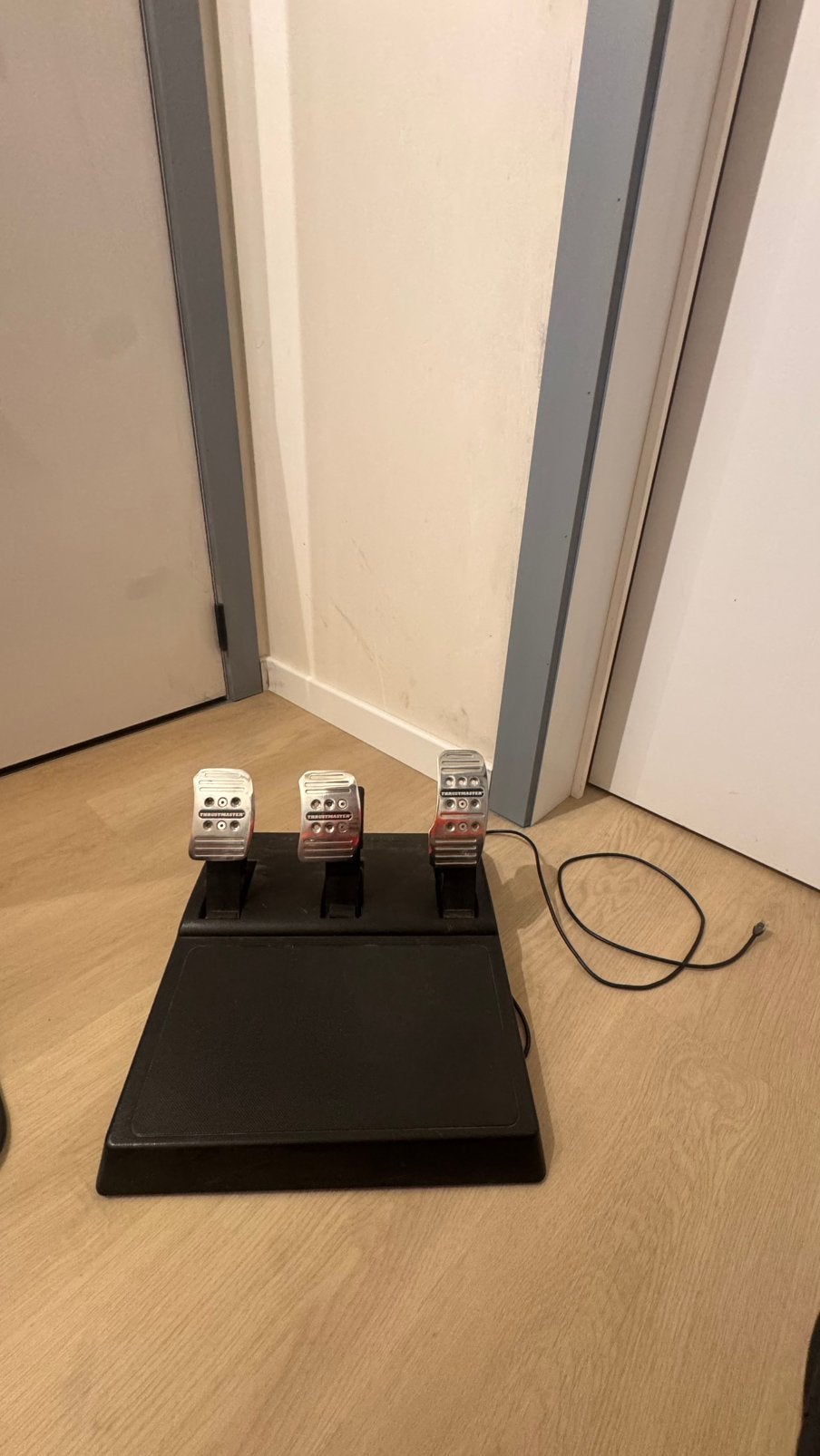 Thrustmaster T3PA Pro 3-pedaalset sim racing, Ophalen of Verzenden, Zo goed als nieuw, Pro