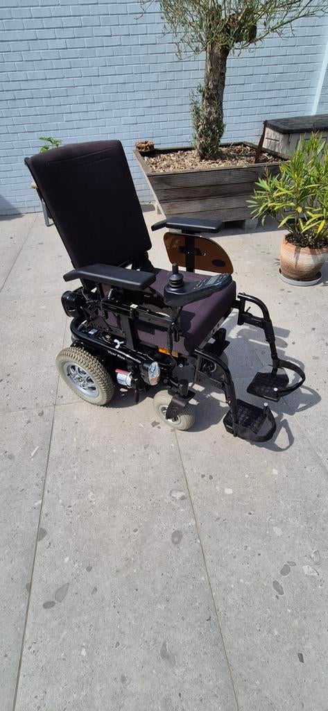 Mindervalidewagen/Rolstoel Days Viper Plus in prachtstaat, Diversen, Rolstoelen, Elektrische rolstoel, Ophalen