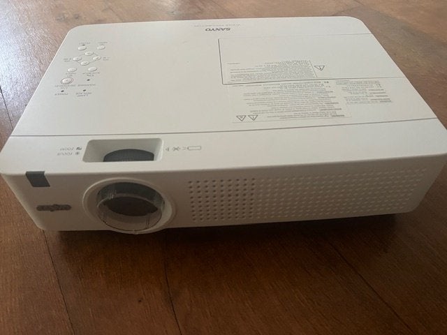 Beamer Sanyo PLC-WU3001, Ophalen, Gebruikt, Sanyo