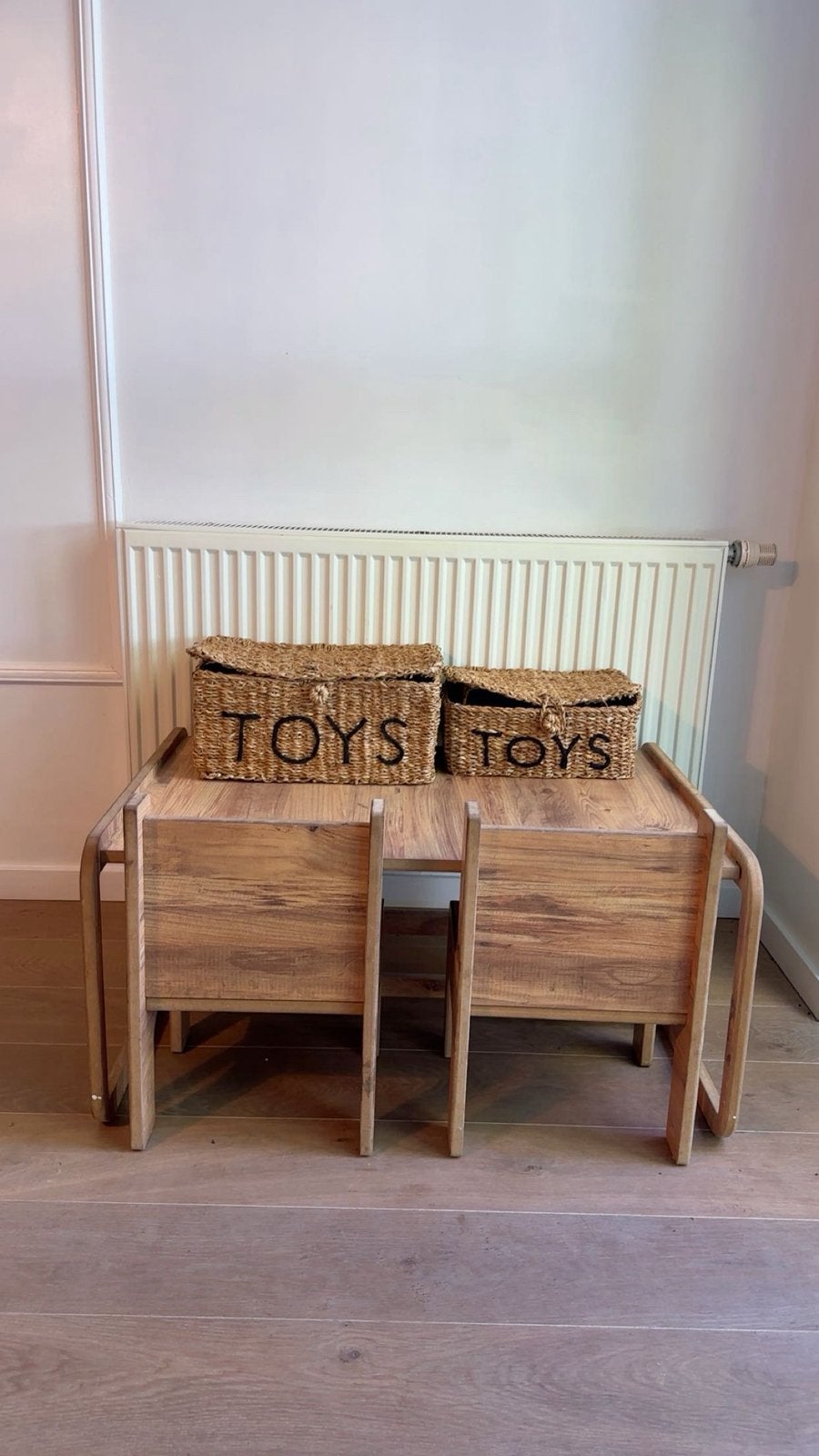 Tafel 2stoelen en twee manden voor 65€, Ophalen, Zo goed als nieuw