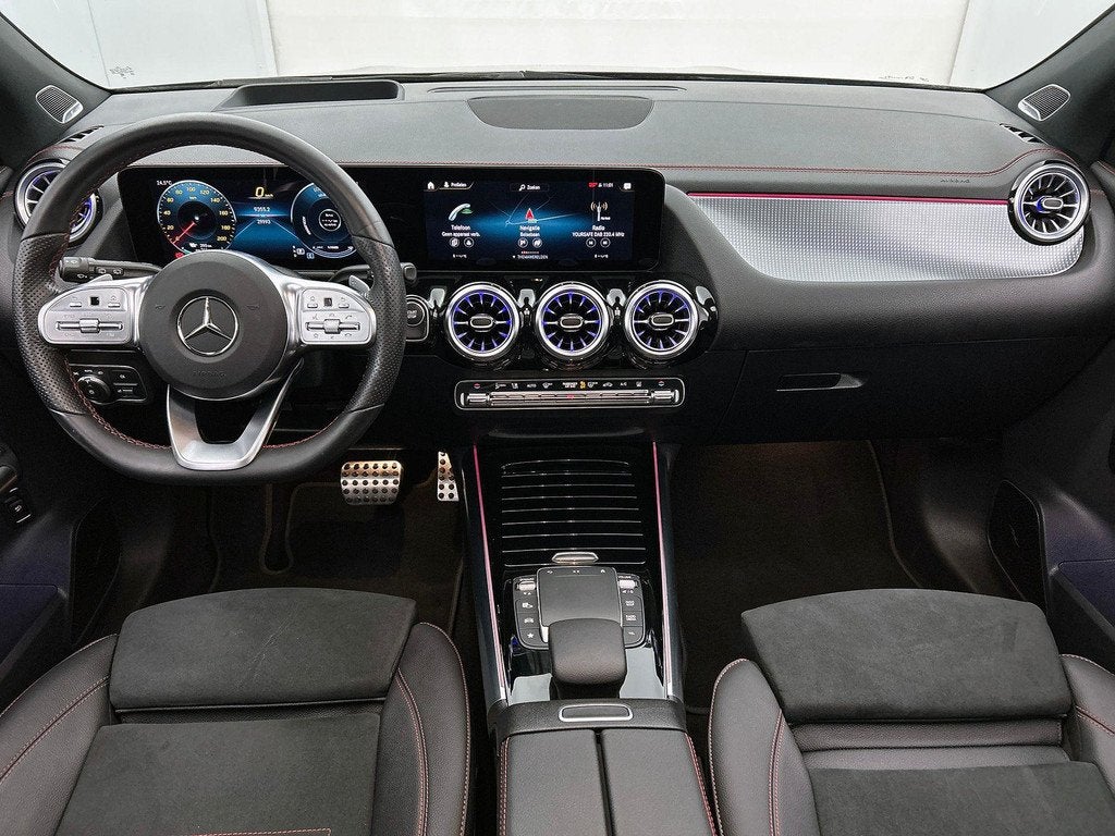 Mercedes-Benz EQA-Klasse 250 AMG Line | Panoramisch Dak | Do, Auto's, Mercedes-Benz, Stof, Gebruikt, Zwart, 5 zetels