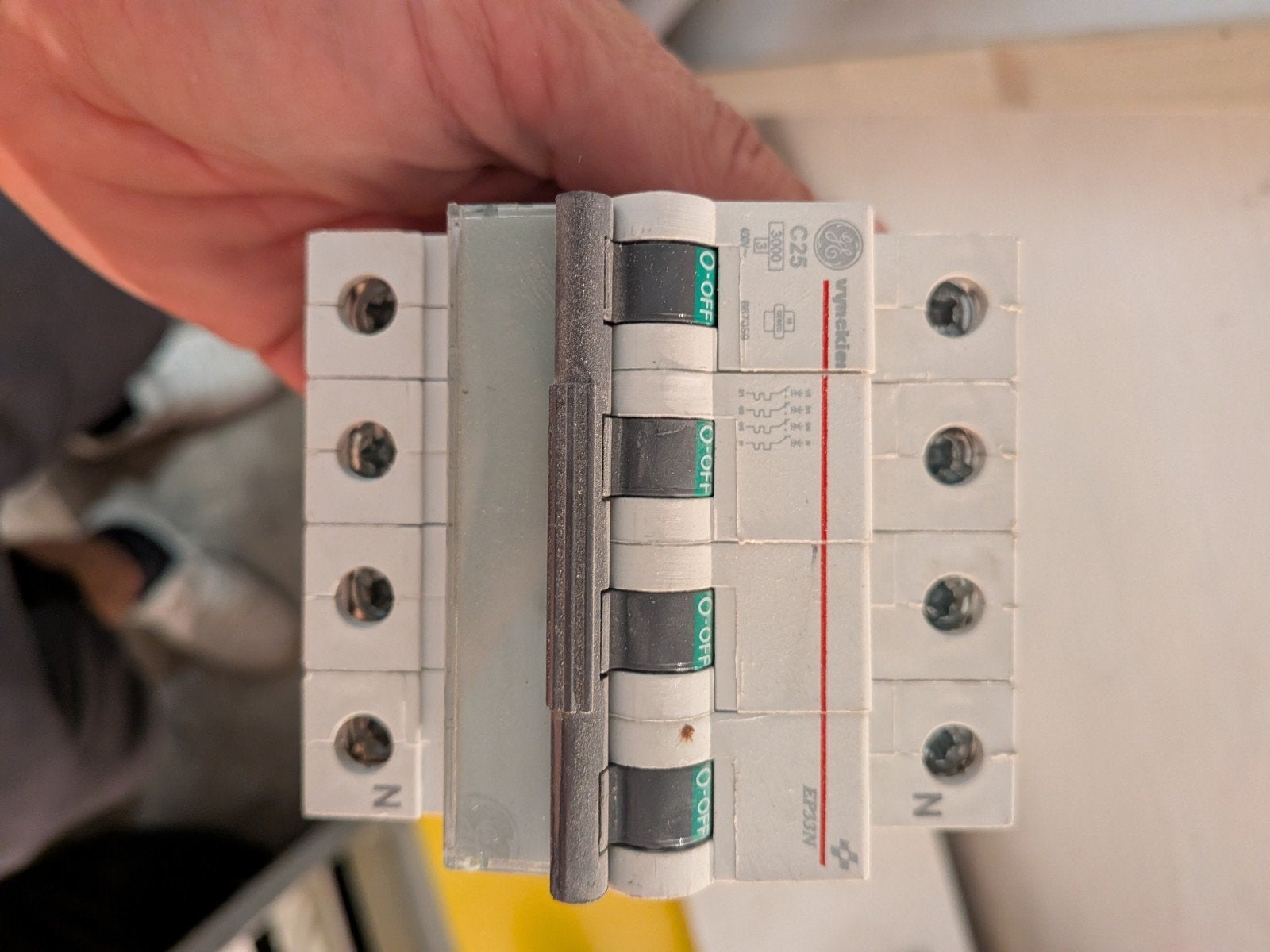 Vynckier ABB automaat 4 polig 25A, Enlèvement ou Envoi, Utilisé, Interrupteur