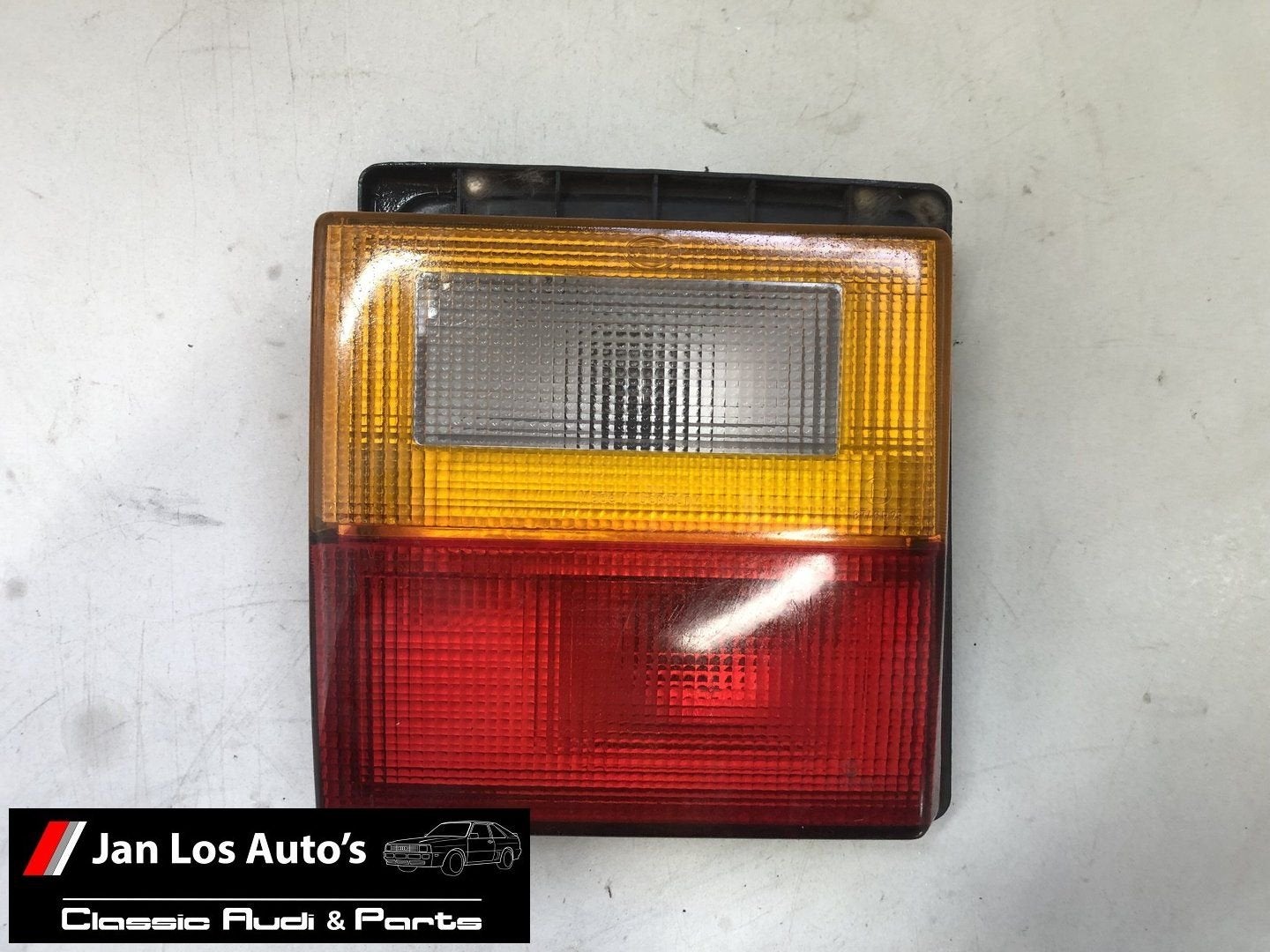 Achterlicht linksbinnen Audi 80 B2 ('78-'86) 811945093, Auto-onderdelen, Gebruikt, -, -, -