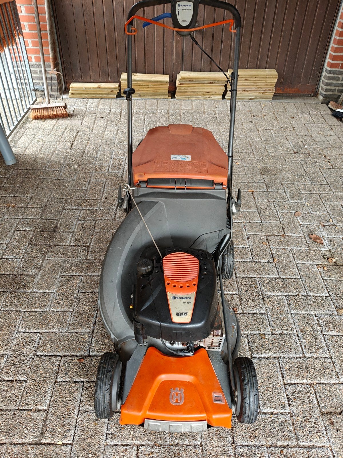 Husqvarna LC 48 V, Tuin en Terras, Ophalen