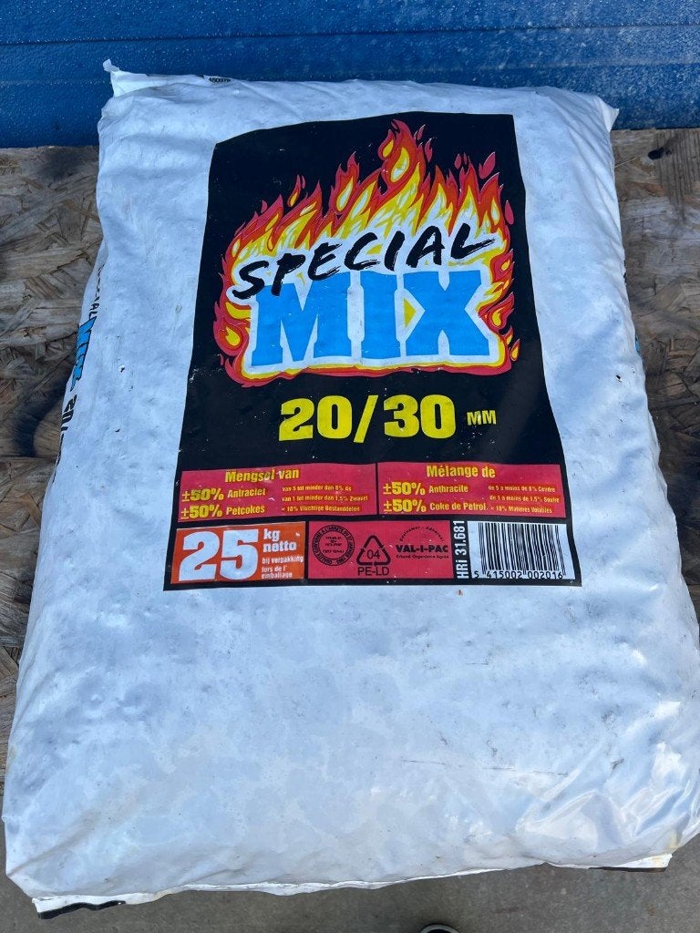 Charbon mélange spécial  20/30 - 10 sacs de 25 kg, Neuf, A, Enlèvement, Autres types