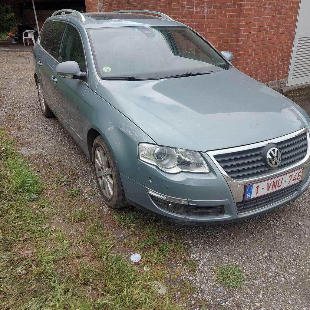 Vw passat break 1.6tdi 2010 euro5 full full options, Autos, Volkswagen, Particulier, Passat, Toit ouvrant, Diesel, Euro 5, Break
