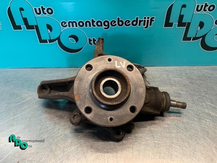 Joint avant gauche d'un Citroen C4 Grand Picasso (C4 Grand P, -, 3 mois de garantie, Utilisé, -
