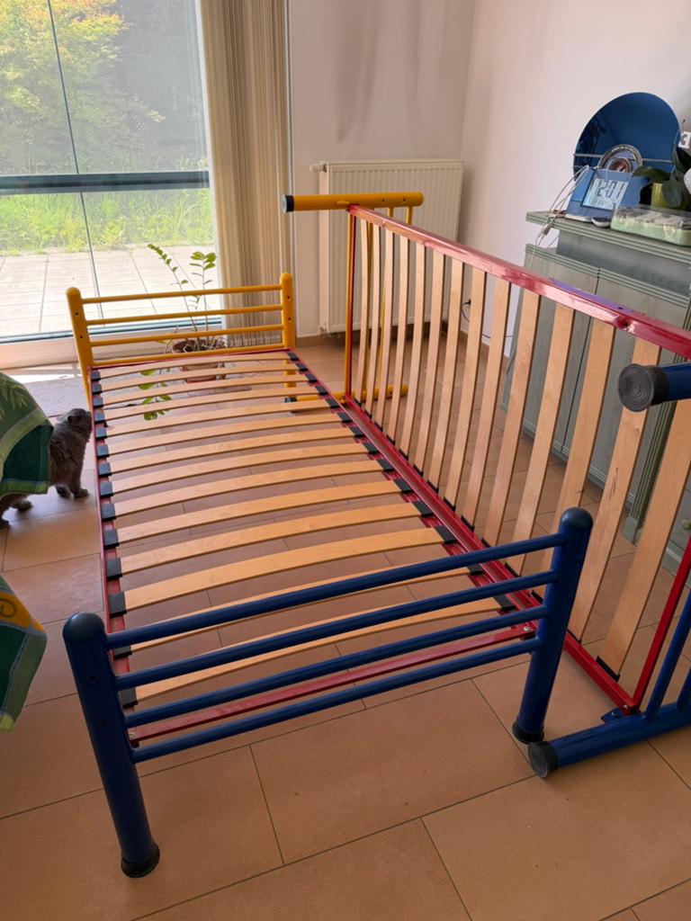 2 lits simples à vendre, Maison & Meubles, Chambre à coucher | Matelas & Sommiers, Comme neuf, Enlèvement