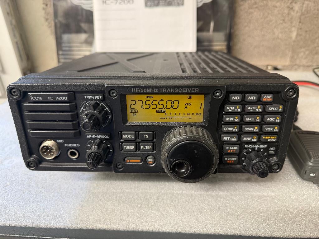 Icom IC-7200, Telecommunicatie, Ophalen of Verzenden, Zo goed als nieuw, Zender en Ontvanger