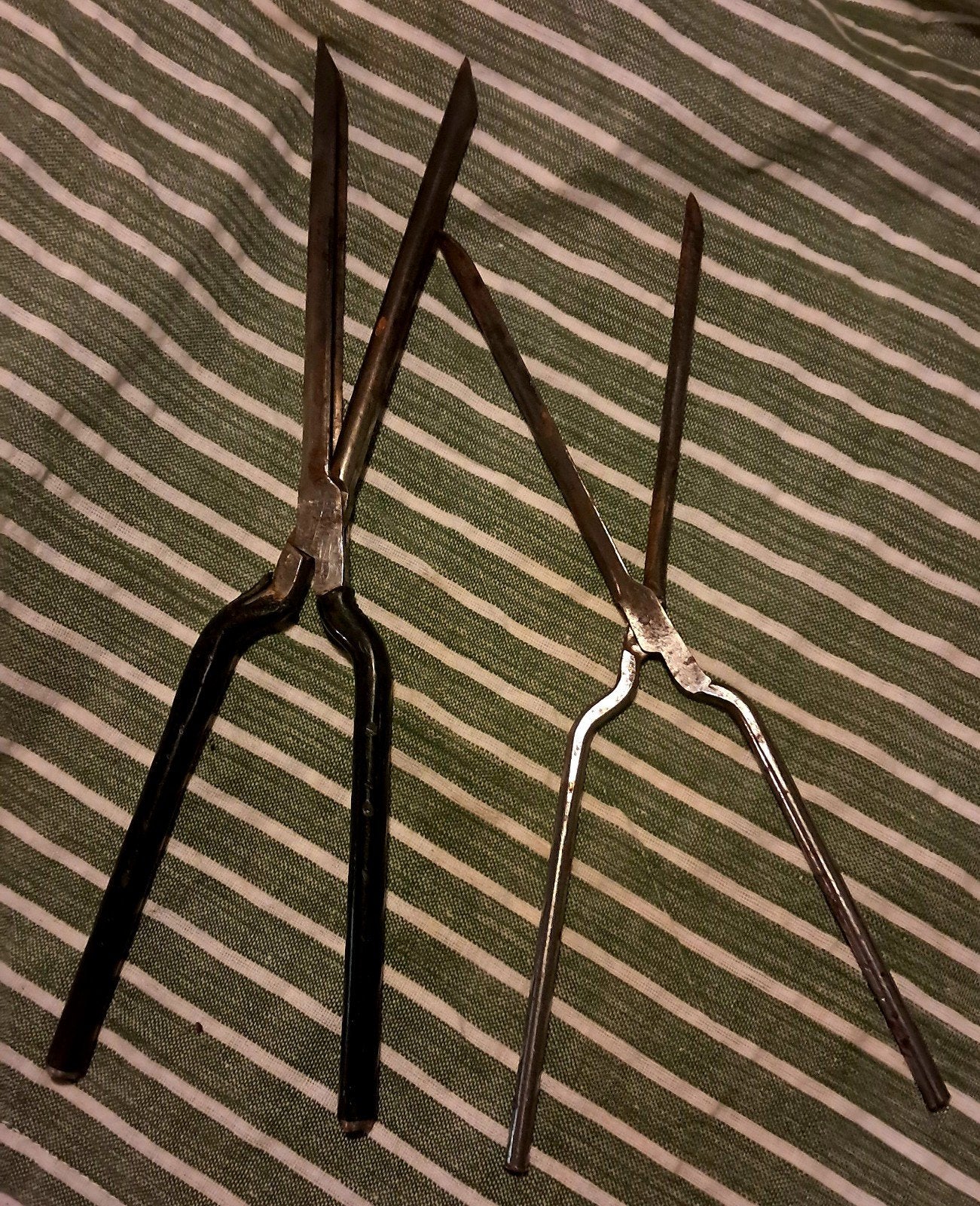 Lot de 2 anciens fers à friser – Vintage / Collection, Enlèvement