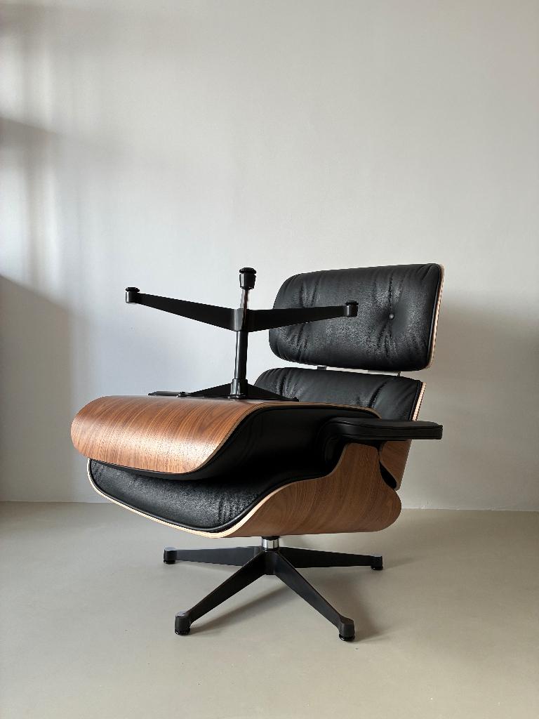 Chaise longue et pouf Vitra Eames Nouveau, Enlèvement, Neuf, 75 à 100 cm, Bois