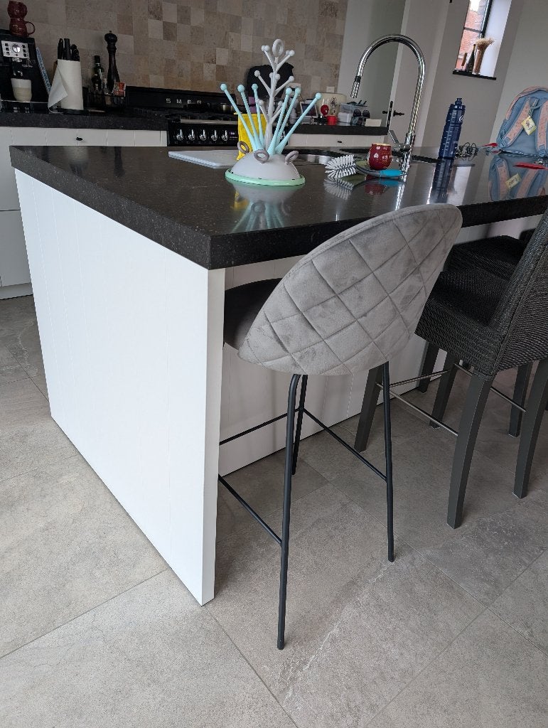 Barkruk barstoel x 4, Ophalen, Met voetsteun, 60 tot 90 cm, Zo goed als nieuw