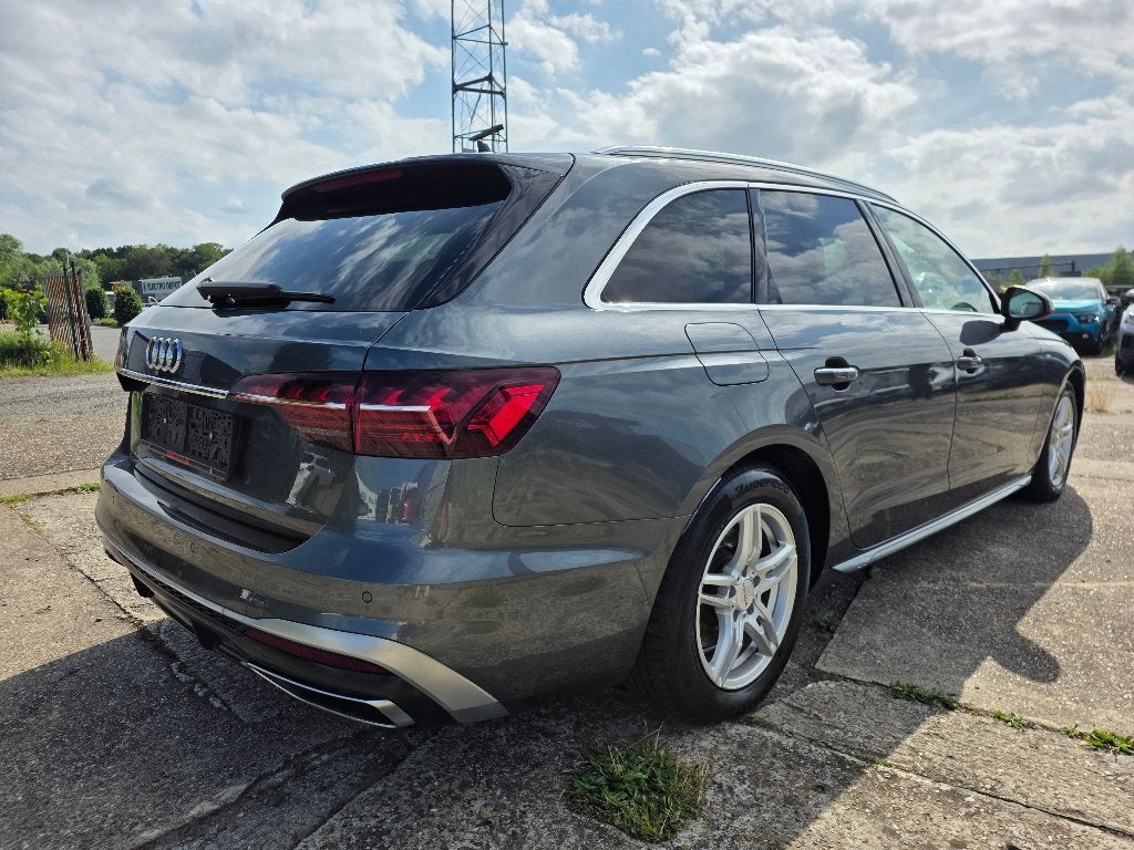 ATTELAGE PANORAMIQUE HYBRIDE POUR AUDI A4 S-LINE, Autos, Achat, Ordinateur de bord, A4, 5 portes