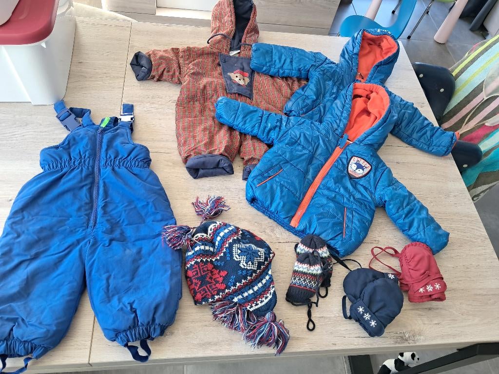 Pakket bestaande uit 2 jassen maat 74, 2 skipakken, ..., Ophalen, Gebruikt, Maat 74