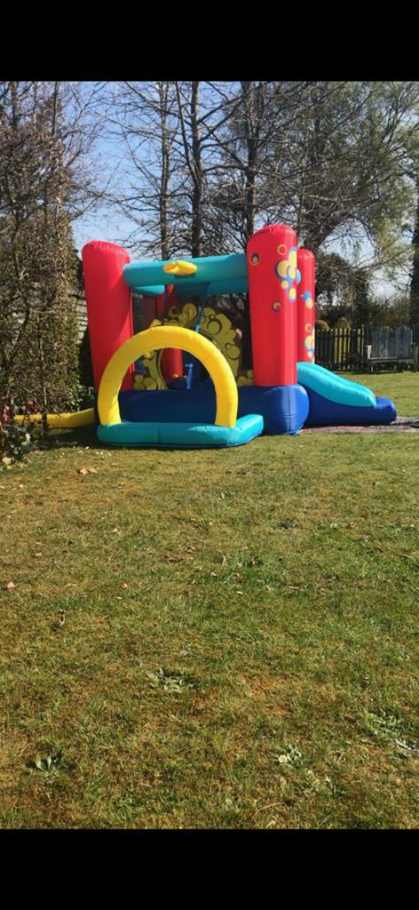 Springkasteel 2,5m x 3 m, Hobby & Loisirs créatifs, Articles de fête | Location, Comme neuf, Enlèvement