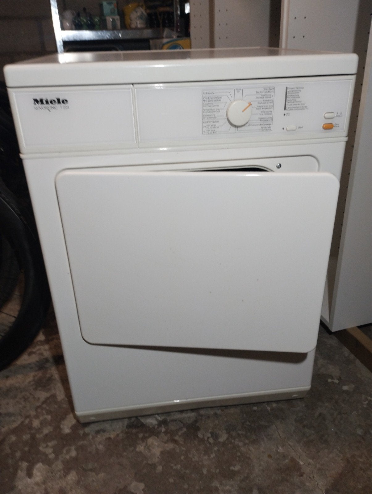 Miele droogkast, Elektronische apparatuur, Droogkasten, Ophalen