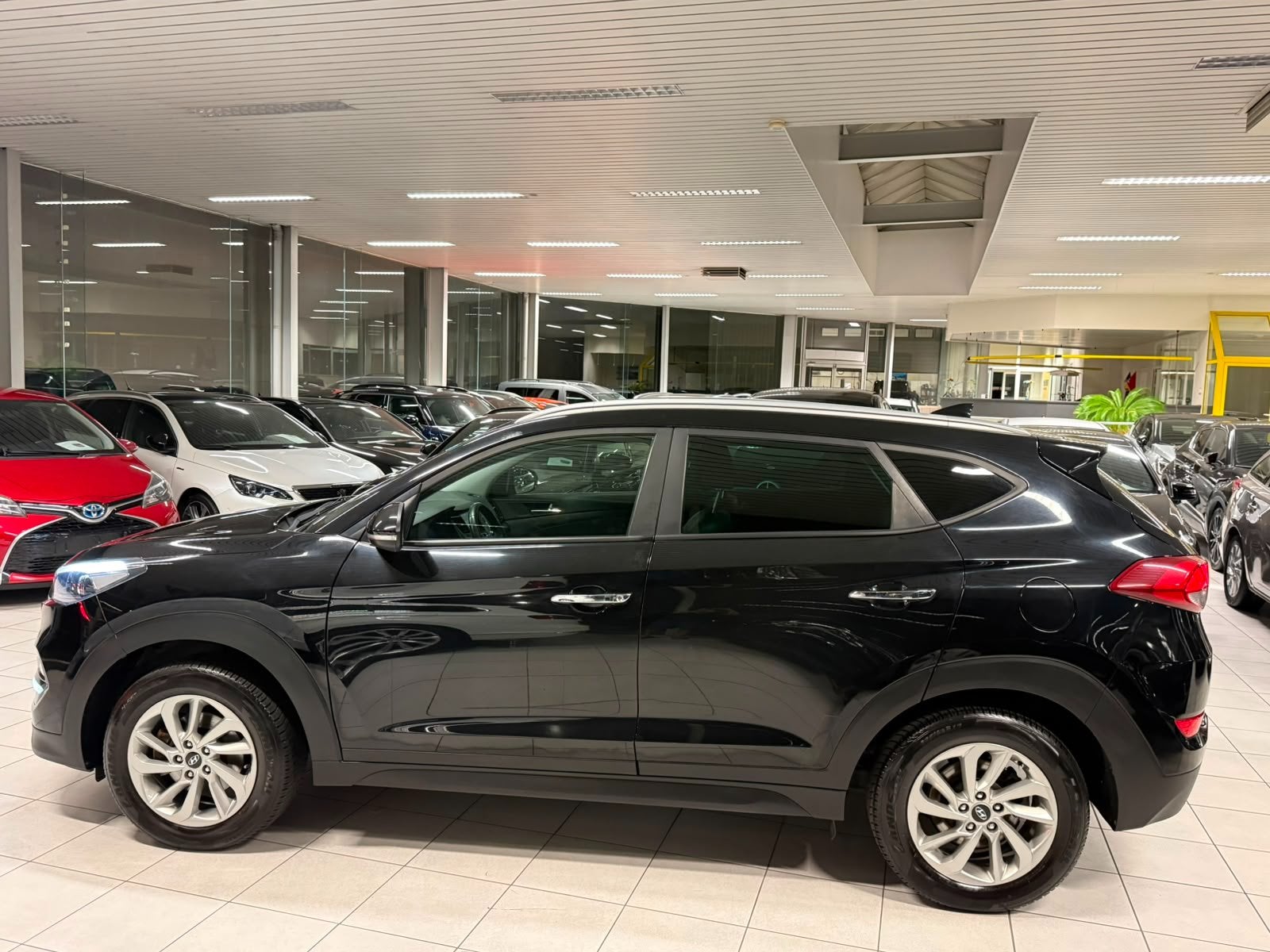 Hyundai Tucson, Auto's, Hyundai, Voorwielaandrijving, Monovolume, Gebruikt, https://public.car-pass.be/vhr/641c6afe-764b-4d23-bb8a-047640d4ff77