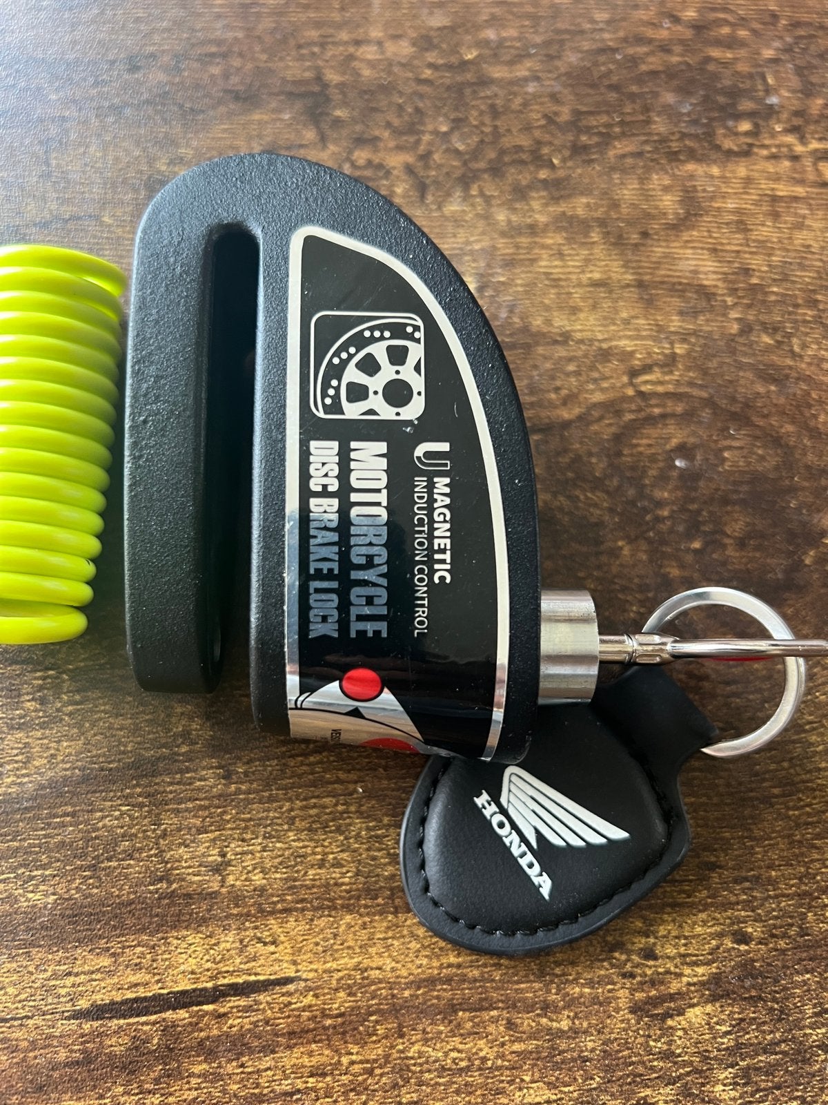 Nieuw Motor of brommer slot met alarm systeem, Ophalen of Verzenden, Zo goed als nieuw