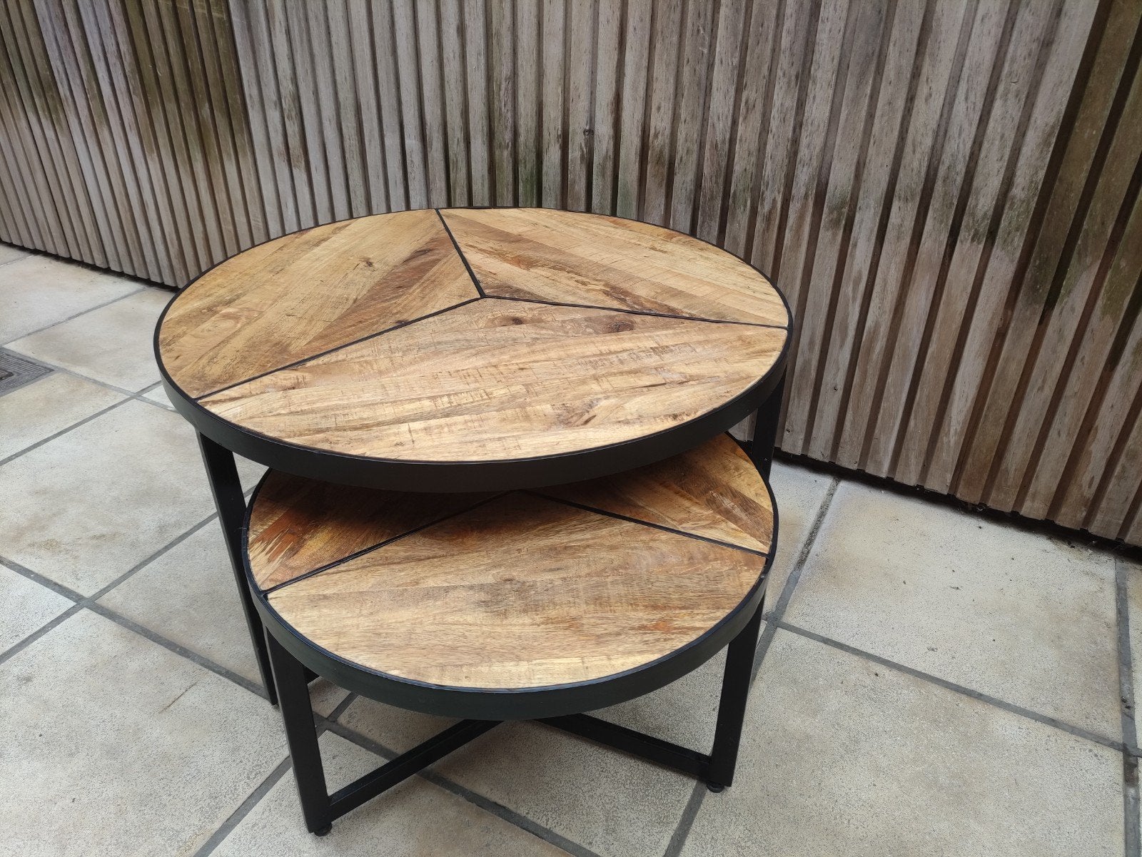 Set van 2 ronde salontafels, Ophalen