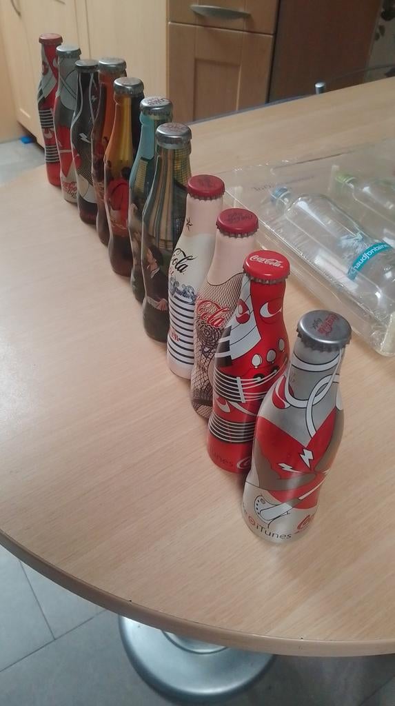 Unieke cola flesjes, Ophalen