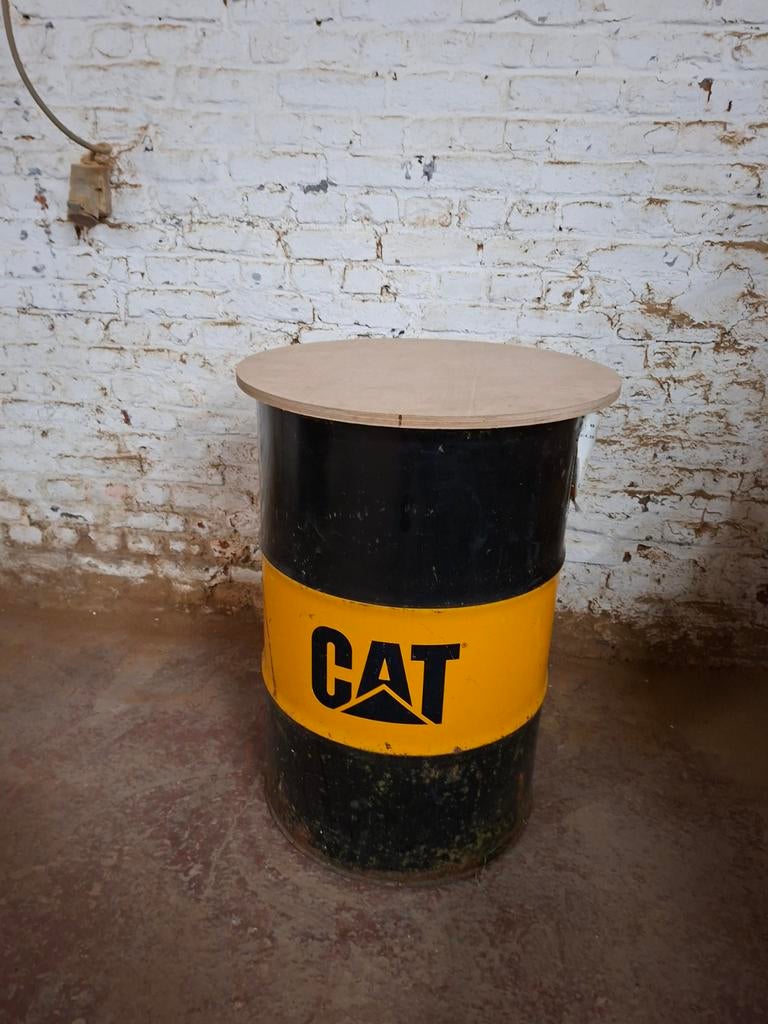 Cat olieton met blad, Ophalen