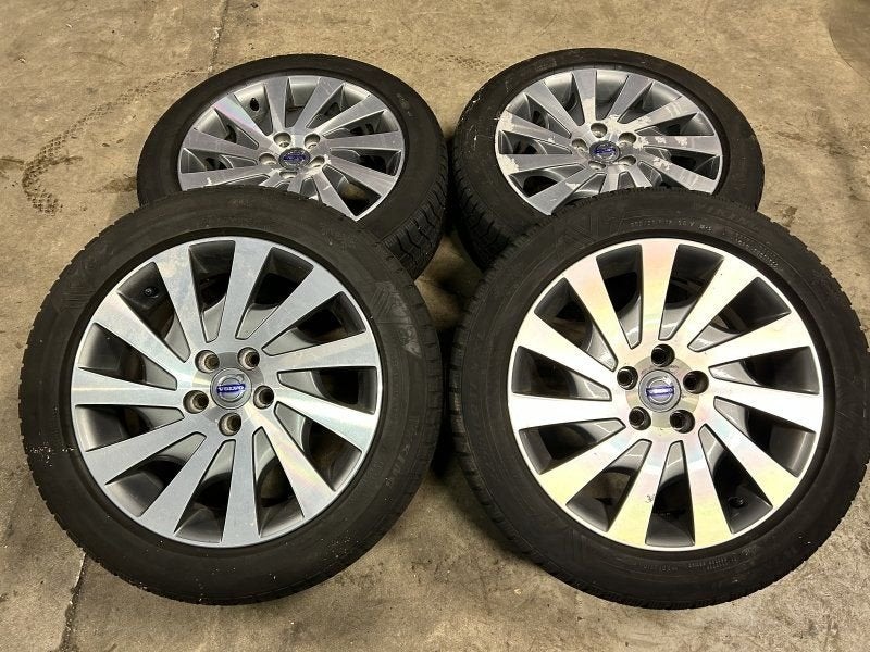 17  inch originele Saga velgen + winterbanden Volvo V70 3136, Pneus et Jantes, Pneus hiver, -, 17 pouces