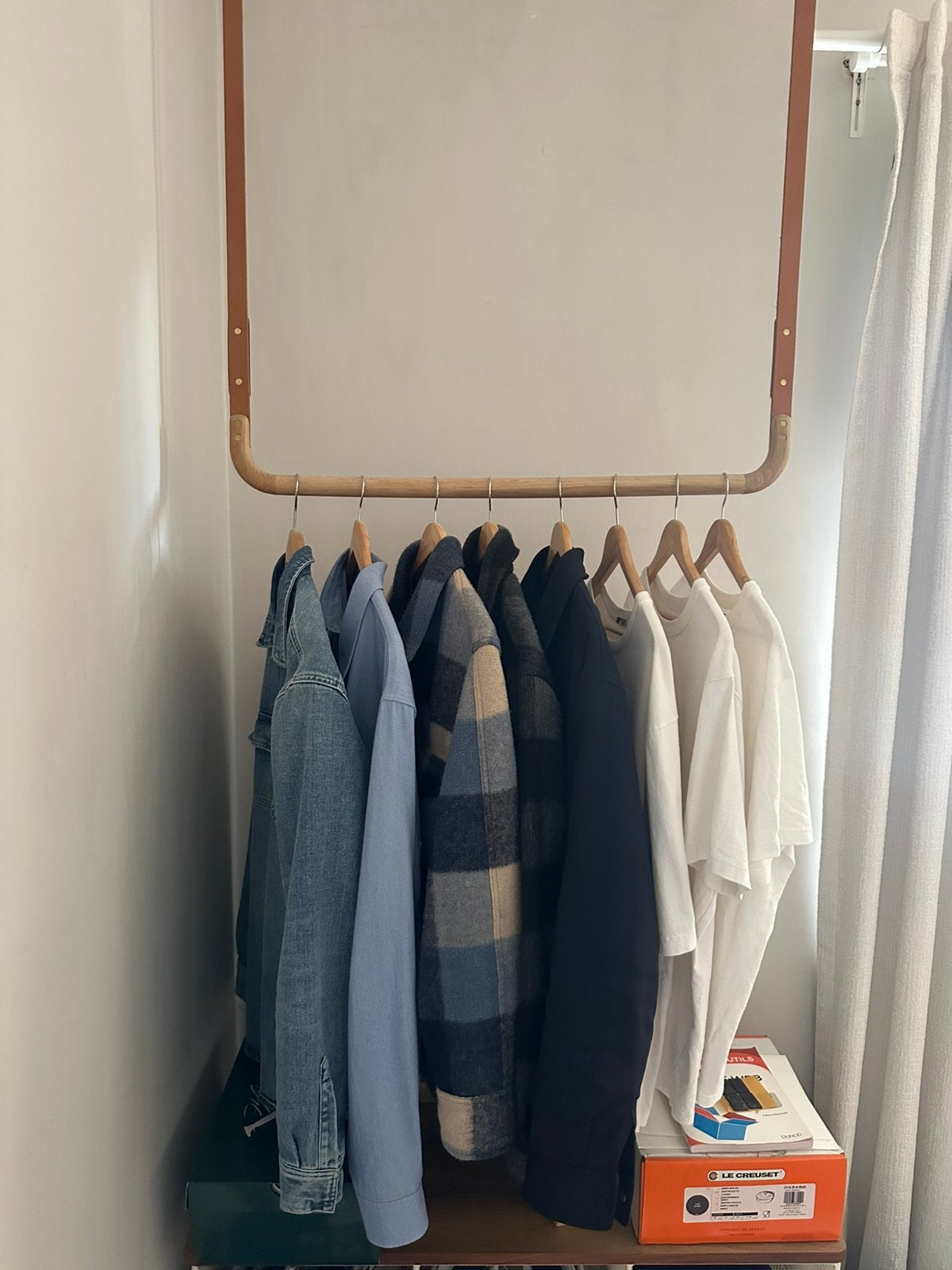 Portant à vêtement Bolia, Vêtements | Femmes, Enlèvement, Comme neuf