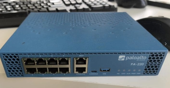 Palo Alto Networks PA-220 Firewall, Ophalen, Refurbished