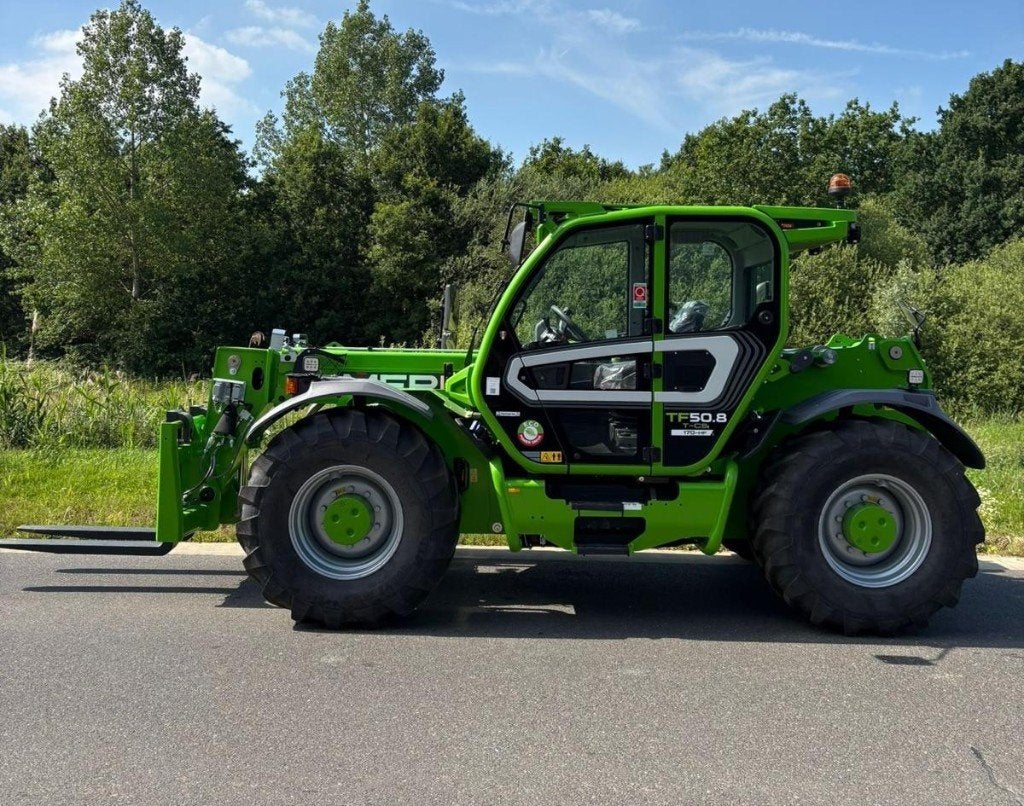 Merlo 50.8, Zakelijke goederen, Ophalen